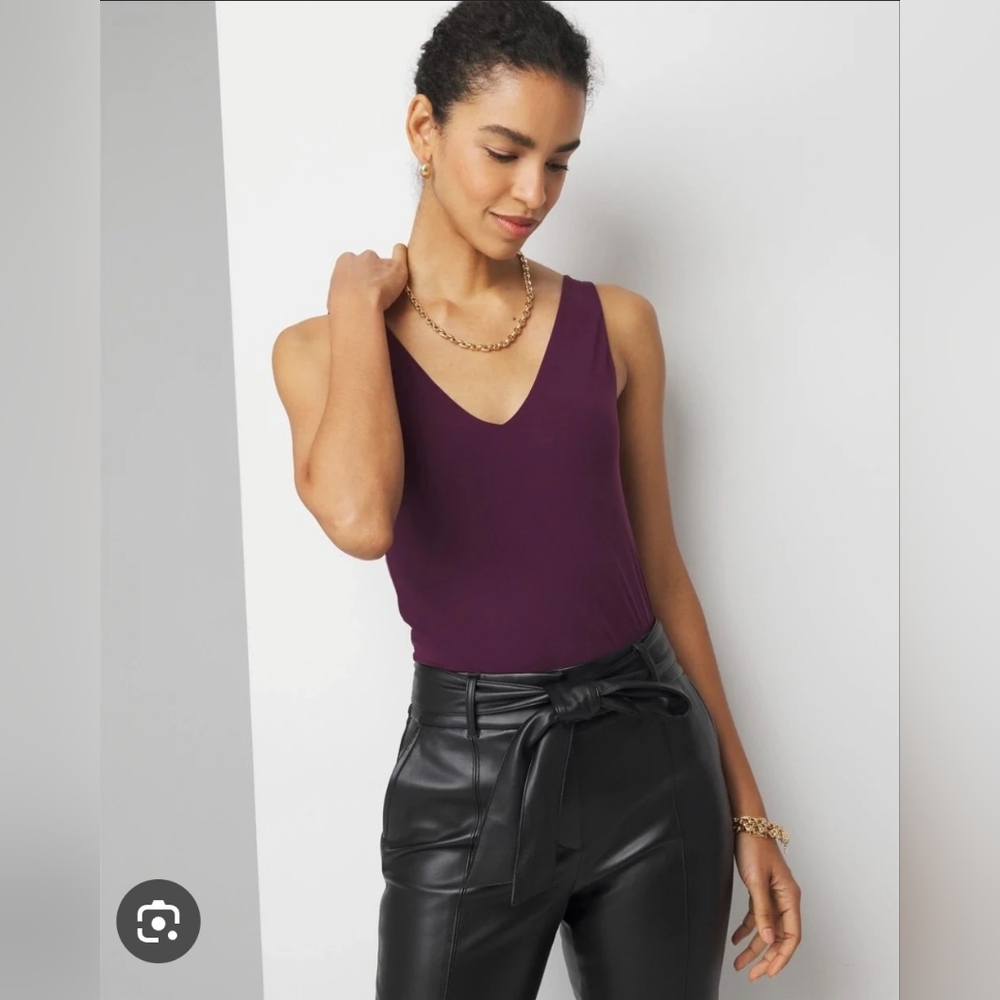 White House Black Market Plum V-Neck Tank Top